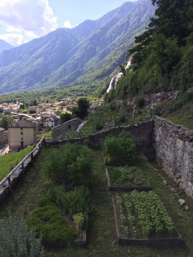 vista panoramica della zona "Hortus conclusus" a Piuro