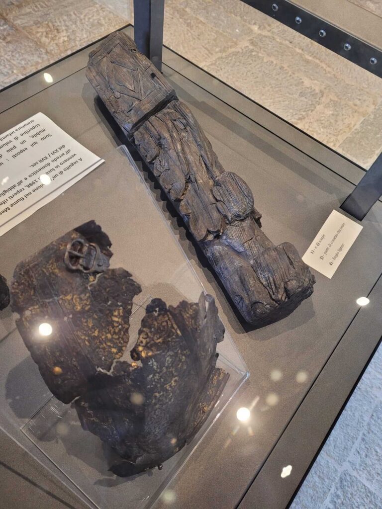 reperti della frana di piuro del 1618 conservati a palazzo vertemate