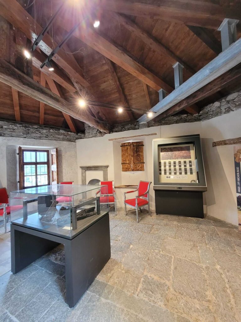 reperti della frana di piuro del 1618 conservati a palazzo vertemate